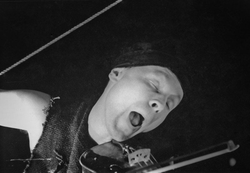 „Akropolis (V wariant)”, Instytut Badań Metody Aktorskiej – Teatr Laboratorium, Wrocław, prem. 17 maja 1967. Na zdj.: Zygmunt Molik